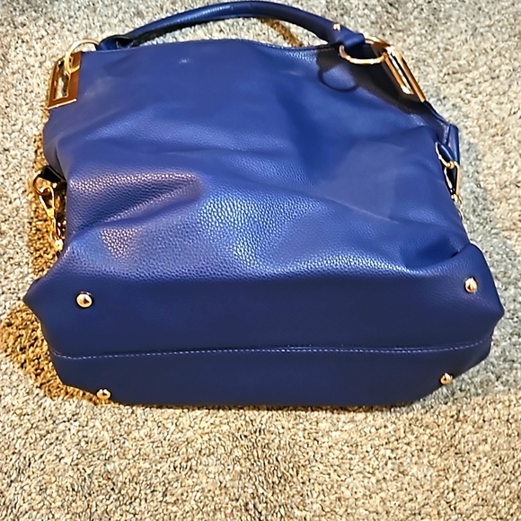 **Brand New genuine leather purse - Picture 5 of 6